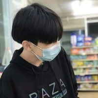 ม่อน(พระเอก)