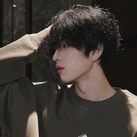 พายุ(พ่อเฟย์+ราชาจักรวาท)