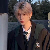 เจมส์(แฝดพี่+เพื่อนพอ.)