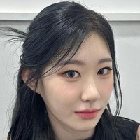 LEE CHAERYEONG