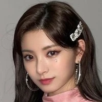 WANG YIREN