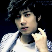 KYU ( VAMPIRO )