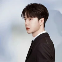 พระเอก เฉิงอี้