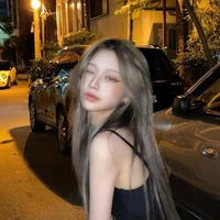 อาริน(นางเอก)