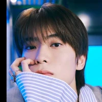 jung jaehyung ( kaka ke enam)