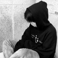 ฟาน(เพื่อน น.อ+นักเลง)😴🖤