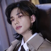hyunjin(23)