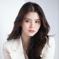 จันทรา​(เเม่​พระเอก​)​