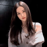 Jisoo (O)