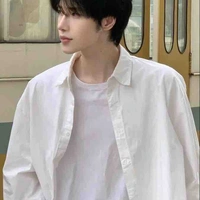 กัน🪐(เพื่อนพ.อ)