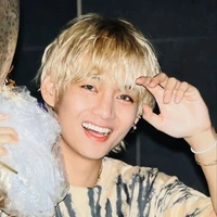 Taehyung (O)