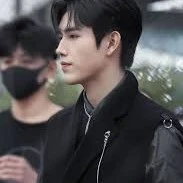 พี(พระเอก)