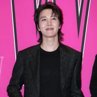 Jung Hoseok(Work in fullmoon cafe)