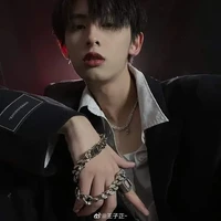 อี้ฟาน(การ์ดต.ร)
