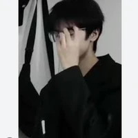 ธาม(เพื่อน พ.อ)//❄