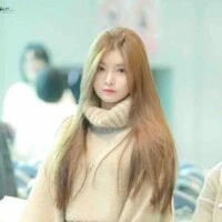 โมบาย(เพื่อนนางเอก)