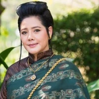 คุณหญิงจำปา(มารดาของพ่อเดช)