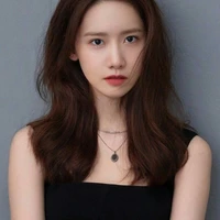nenek (ella)
