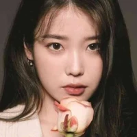 hwang iu