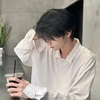บาส(พี่นายเอก)