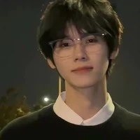 นิว(แม่นายเอกและพี่)