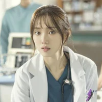 Dr. Mei Ri