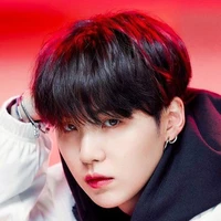yoongi ( suga)