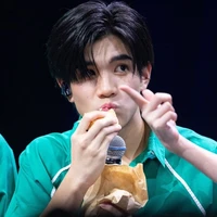 ฟิลม์//โฟร์ท