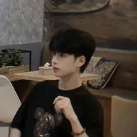 •ARON BLACK•[15](Gemelo d Erika)
