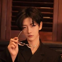 คริส(พ่อนางเอก)