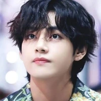 KIM TAEHYUNG