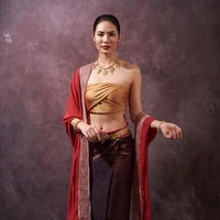 แม่หญิง สร้อย นารา