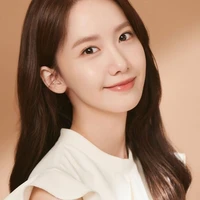 Yoona Johnson (Momy)