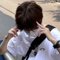 เคน(เพื่อนสนิทตัวเอก)​