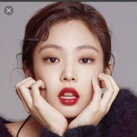Kim jennie/Omega
