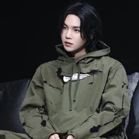 suga / hostie