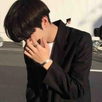 บาส (เพื่อน พอ)