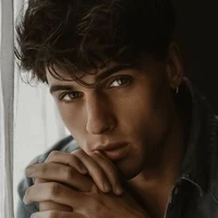 Dante Cavallaro (ml bff/right hand)