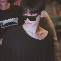 ดิว(นายเอก)