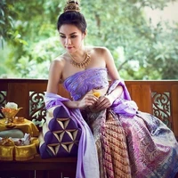 พระราชินี(แม่.พ.อ)