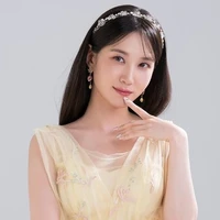 นิชา