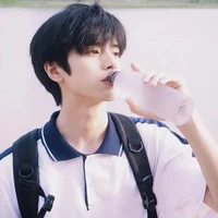 นัยน์พ.อ