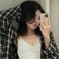 พลอย