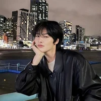 คิง-พ่อนายเอก