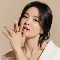 ปิ่นอนงค์(เเม่พระนาง)