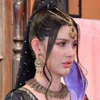 แม่มดเรนี่( น.อ.)