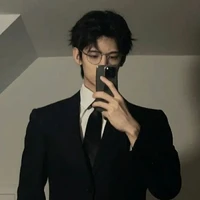 จัสติน/พระเอก