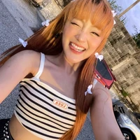 พลอยใส