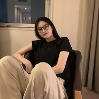 เบลล่า เพื่อนนอ.