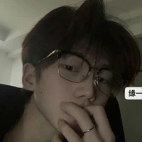 คิมพ.อ👑(คนน้อง+ตอนใส่แว่น)